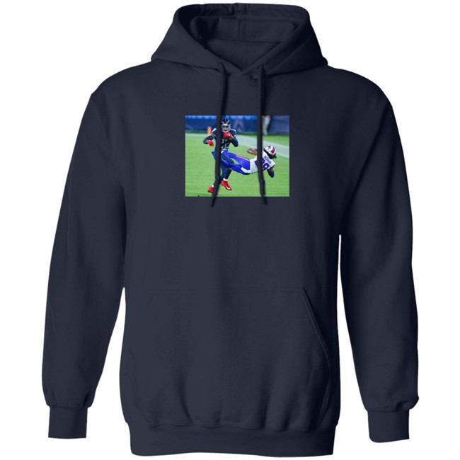 Derrick Henry Tosses Josh Norman T Shirt Brett Kern Derrick Henry Tosses Josh Norman T Shirt Brett Kern