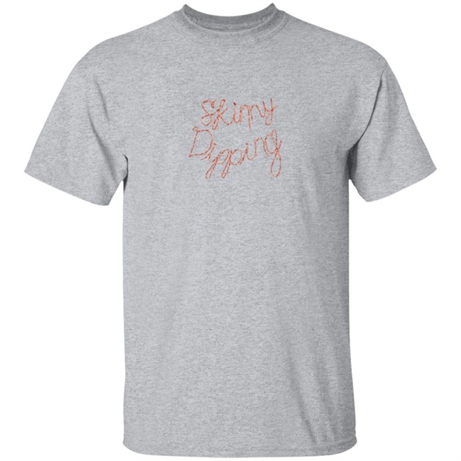 Shop Sabrina Carpenter Merch Store Skinny Dipping Shirt Phong - Shop Sabrina Carpenter Merch Store Skinny Dipping Shirt