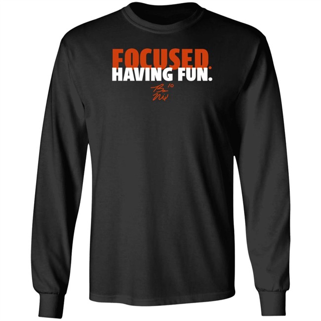 BreakingT Bo Nix Focused And Having Fun Shirt BreakingT Bo Nix Focused And Having Fun Shirt