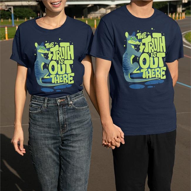 Kipper_Snax The Truth Is Out There Tee