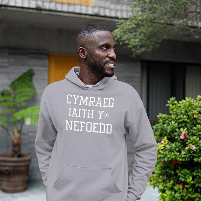 Owain Wyn Evans Lorraine Cymraeg Iaith Y Nefoedd Cowbois 1962 Shirt Carol Vorderman