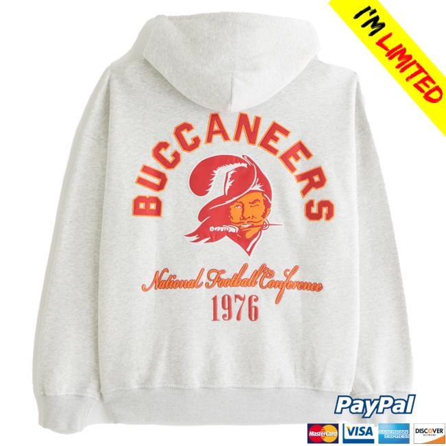 Official Abercrombie And Fitch Apparel Tampa Bay Buccaneers Graphic Hoodie NFL by Abercrombie