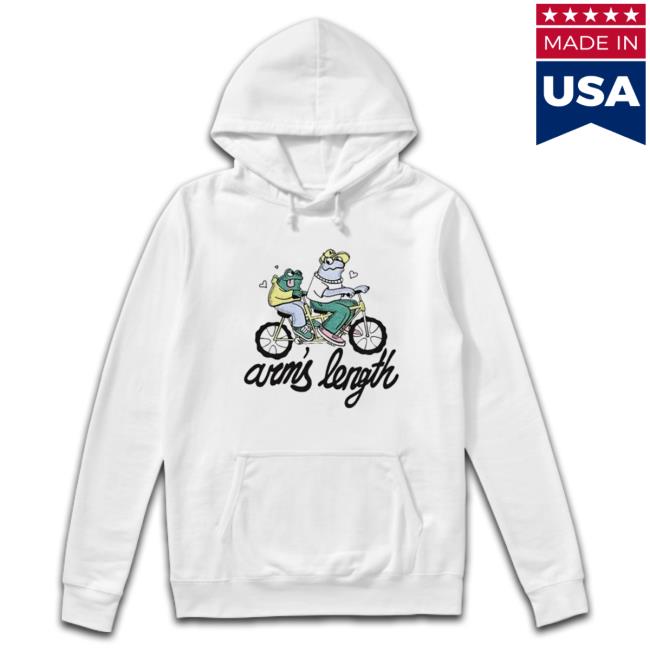 Frog and toad arm’s length Long Sleeve Tee