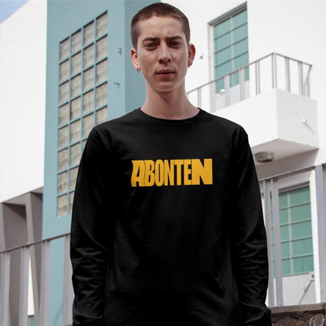 Kwadwo Sheldon Abonten Crewneck Sweatshirt Small God